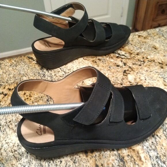 Clarks Collection Soft Cushion Reedly Juno Wedge Heel Sandals Black Women's 9.5W - Picture 5 of 12